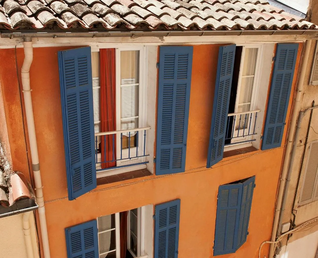 فندق مبيت وإفطار آيكس أومبروفينس Chambres D'Hotes Rue De La Paix